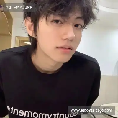 傅娜梧